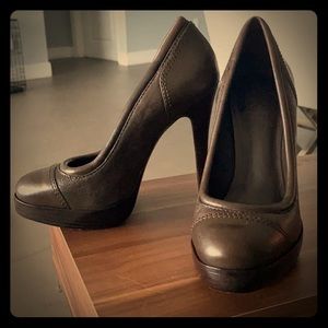 Pair of brown leather Tory Burch heels